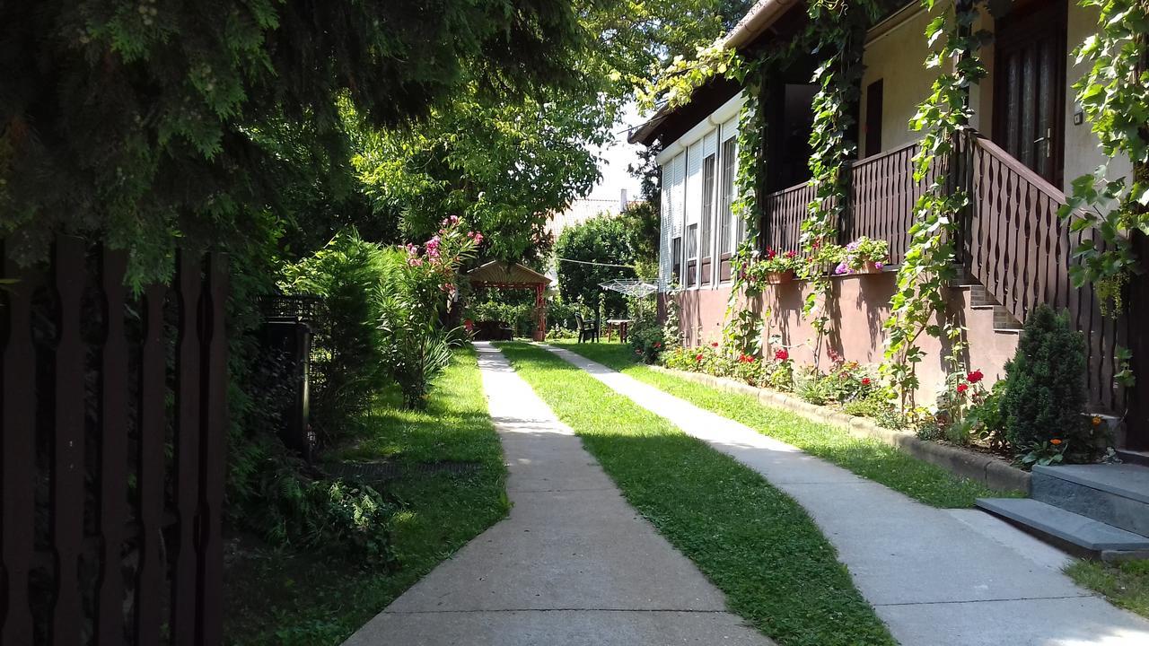 Holiday Apartmanhaz Zalakaros Εξωτερικό φωτογραφία